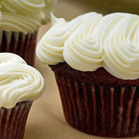 red-velvet-cupcakes-3-sizes.jpg